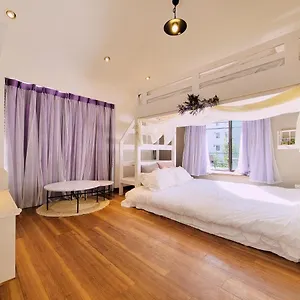 Jellynehouse新大久保 Tōkyō